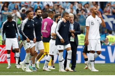 La Joie Des Bleus Après La Victoire Face À L&#039;Uruguay   ( 20