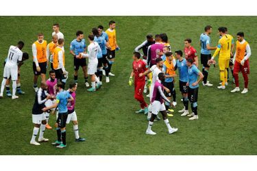 La Joie Des Bleus Après La Victoire Face À L&#039;Uruguay   ( 26