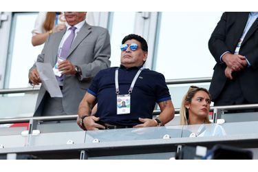 Les Larmes De Maradona, Après La Victoire De La France Contre L'Argentine En 8e De Finale De La Coupe Du Monde 2018   ( 3