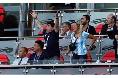 Les Larmes De Maradona, Après La Victoire De La France Contre L'Argentine En 8e De Finale De La Coupe Du Monde 2018   ( 9