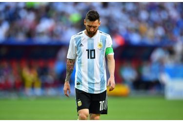 Les Larmes De Messi, Après La Victoire De La France Contre L'Argentine En 8e De Finale De La Coupe Du Monde 2018   ( 13