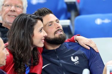 Olivier Giroud et son épouse, Jennifer, au Stade de France, le 3 juillet 2016.