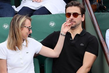 Audrey Lamy et son compagnon Thomas Sabatier à Roland-Garros jeudi