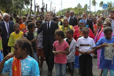 Emmanuel Macron à Ouvéa.