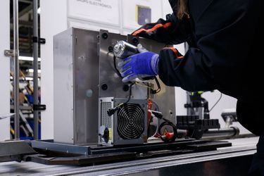 L'usine Seat de Martorell (Espagne) fabrique des respirateurs sur sa chaîne de production de Seat Leone.