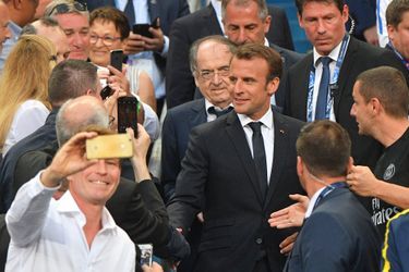 Emmanuel Macron mardi soir au Stade de France. 
