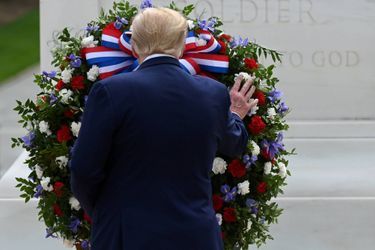 Donald et Melania Trump se sont rendus au cimetière national d'Arlington pour le «Memorial Day», le 25 mai 2020.