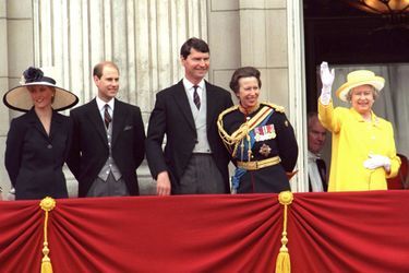 Timothy Laurence et la princesse Anne avec la reine Elizabeth II, le princes Edward et Sophie de Wessex, le 12 juin 1999