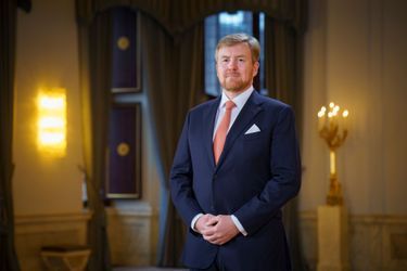 L'un des nouveaux portraits du roi Willem-Alexander des Pays-Bas au Palais royal à Amsterdam, dévoilé le 8 février 2020
