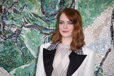 Emma Stone au défilé Louis Vuitton à la fondation Maeght lundi 28 mai
