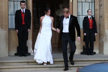 Meghan Markle, dans une robe Stella McCartney, et le prince Harry, le jour de leur mariage, le 19 mai 2018