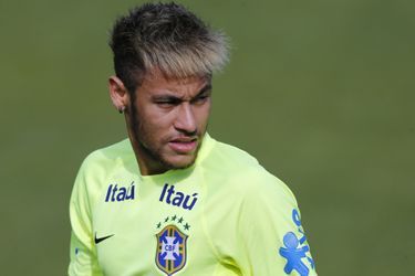 Les excentricités capillaires de Neymar Jr.