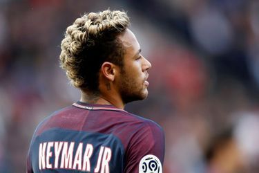 Les excentricités capillaires de Neymar Jr.