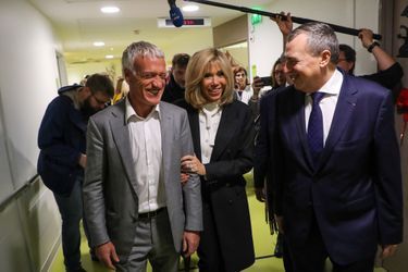 Mercredi au Centre Hospitalier régional d’Orléans, Brigitte Macron et Didier Deschamps ont lancé l'opération Pièces Jaunes 2020.