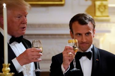 Donald Trump et Emmanuel Macron mardi soir à la Maison-Blanche lors du  dîner d&#039;Etat en l&#039;honneur du couple présidentiel français. 