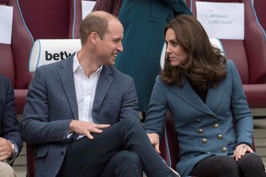 Kate Middleton, enceinte de son troisième enfant,  en visite au stade de West Ham, le 18 octobre 2017