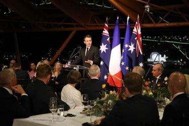 Discours d&#039;Emmanuel Macron lors d&#039;un dîner officiel à l&#039;opéra de Sydney.