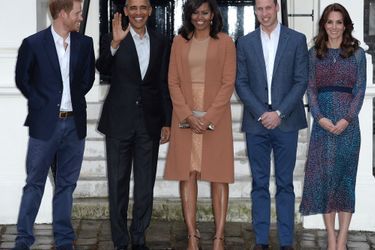 Kate, William et Harry reçoivent le couple Obama à Kensington palace, le 22 avril 2016.
