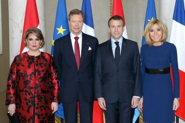 Emmanuel et Brigitte Macron reçoivent à l'Elysée le grand-duc Henri de Luxembourg et son épouse Maria Teresa.