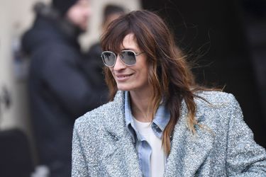 Caroline de Maigret au défilé Chanel, à Paris le 6 mars 2018
