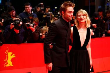 Robert Pattinson et Mia Wasikowska au Festival de Berlin 2018