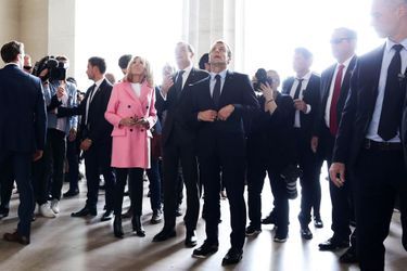 Emmanuel et Brigitte Macron lundi au mémorial de Lincoln.