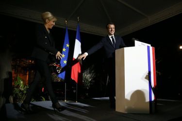 Brigitte et Emmanuel Macron à la Résidence de France pour une réception de la communauté française.