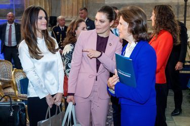 Les princesses Sofia et Victoria et la reine Silvia de Suède à Stockholm, le 11 avril 2018