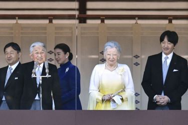 L&#039;empereur Akihito et l&#039;impératrice Michiko du Japon avec la princesse Masako et les princes Naruhito et Akishino, à Tokyo le 2 janvier 2018