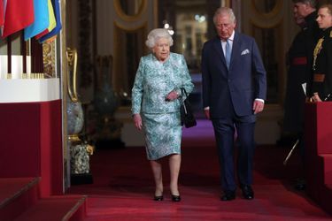La Reine Ouvre En Famille Le Sommet Du Commonwealth Au Château De Windsor, Jeudi 19 Avril     1