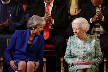 La Reine Ouvre En Famille Le Sommet Du Commonwealth Au Château De Windsor, Jeudi 19 Avril     9