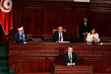 Emmanuel Macron devant le Parlement tunisien.