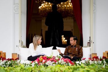 La reine Maxima des Pays-Bas avec le président de la République d'Indonésie Joko Widodo à Jakarta, le 13 février 2018