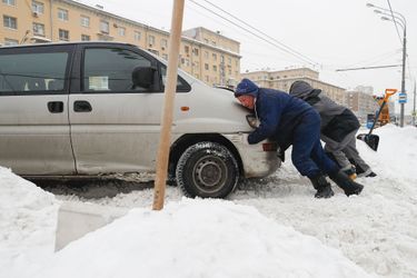 Moscou a été frappée par la plus forte tempête de neige jamais enregistrée, ici le 5 février 2018.