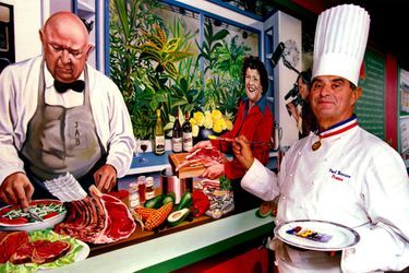 Le chef Paul Bocuse dans son restaurant de Collonges-au-Mont-d'Or, en octobre 1993.