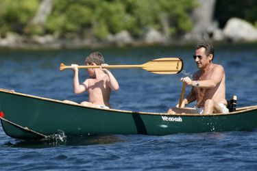 Nicolas Sarkozy et son fils en vacances dans le New Hampshire. 