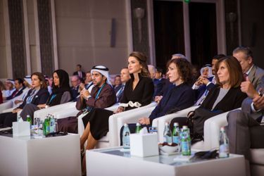 La reine Rania de Jordanie à Abu Dhabi, le 8 février 2018