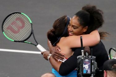Marion Bartoli et Serena Williams à New York lundi.
