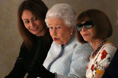La Reine Elizabeth II À La Fashion Week De Londres Pour La Première Fois    6