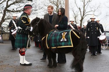 Le Prince Harry Et Meghan Markle En Visite À Édimbourg     6