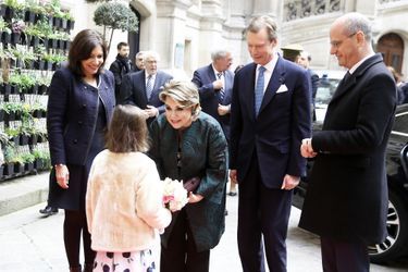 La grande-duchesse Maria Teresa et le grand-duc Henri de Luxembourg avec Anne Hidalgo à Paris le 20 mars 2018
