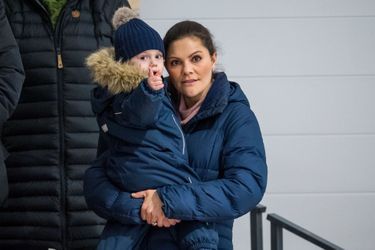 La princesse Victoria de Suède et son fils le prince Oscar à Ockelbo, le 25 janvier 2018