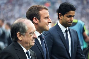 Emmanuel Macron lors de la finale de la Coupe de France, avec Noël Le Graët et Nasser Al-Khelaïfi,