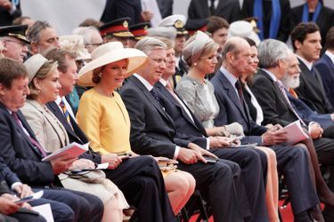 Les souverains du Luxembourg, de Belgique et des Pays-Bas, et le duc Edward de Kent à Waterloo, le 18 juin 2015