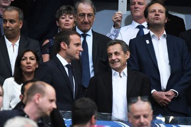 Emmanuel Macron et Nicolas Sarkozy lors de la finale de la Coupe de France