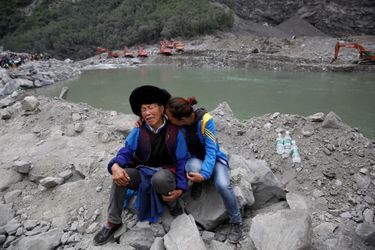 Quinze morts et quatre vingt treize disparus : tel est le bilan provisoire du glissement de terrain qui s&#039;est produit à Xinmo, en Chine.