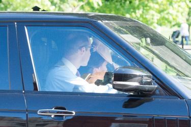 Kate Middleton et le prince William quittent Kensington palace pour se rendre au mariage de Pippa Middleton, samedi 20 mai