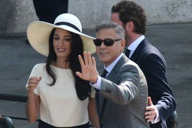 Le mariage civil de George et Amal Clooney. 