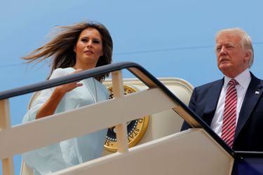 Melania et Donald Trump quittant l'Arabie Saoudite, le 22 mai 2017.