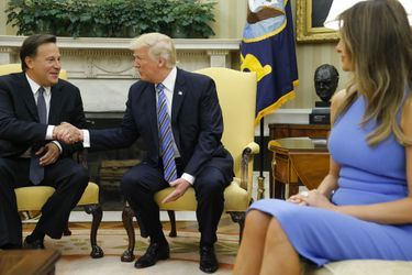 Juan Carlos Varela, Donald et Melania Trump dans le Bureau ovale, le 19 juin 2017.